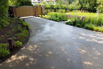 Before Pressure Tech cleaned the Resin Driveway in Otford, Kent TN14