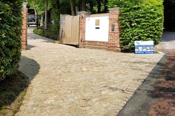 After Pressure Tech cleaned the Driveway in Otford, Kent TN14