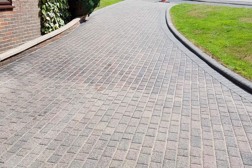 Pressure washing for homes in Sevenoaks