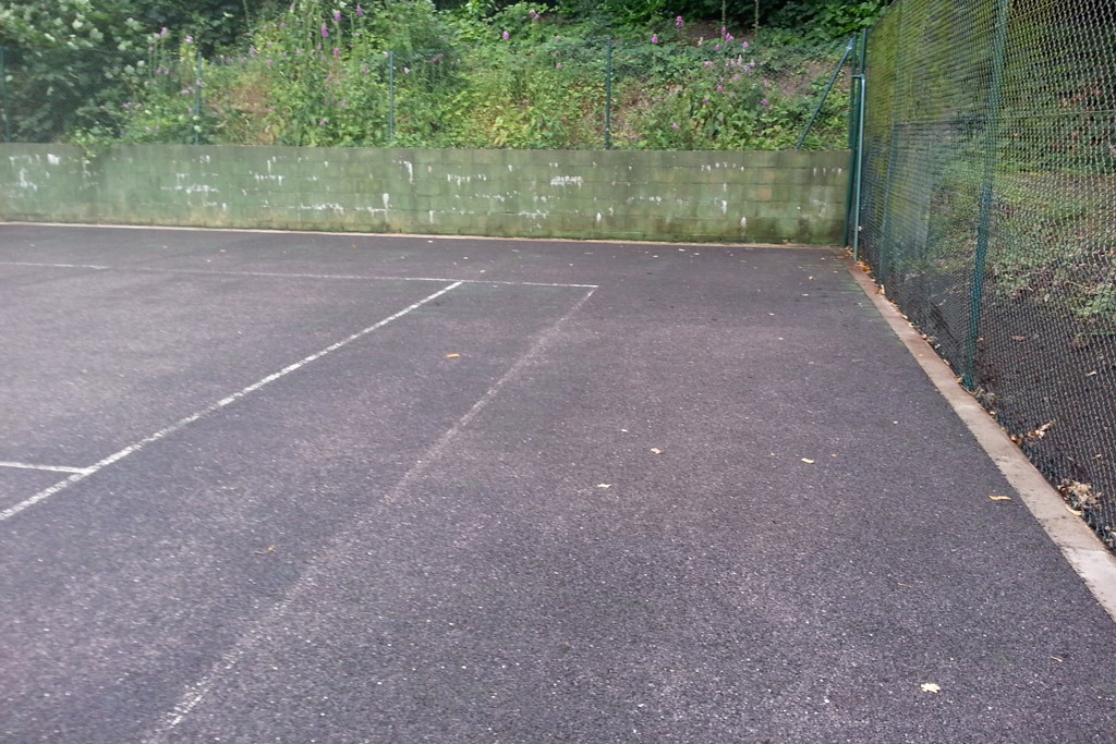 tennis court cleaning Sevenoaks