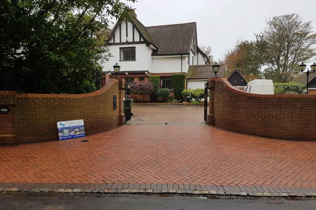 Professional pressure washing Sevenoaks