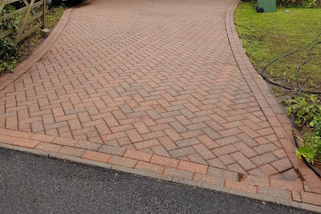 Jet washing services Sevenoaks