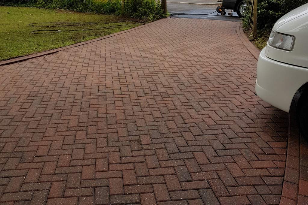 Professional jet washing Sevenoaks